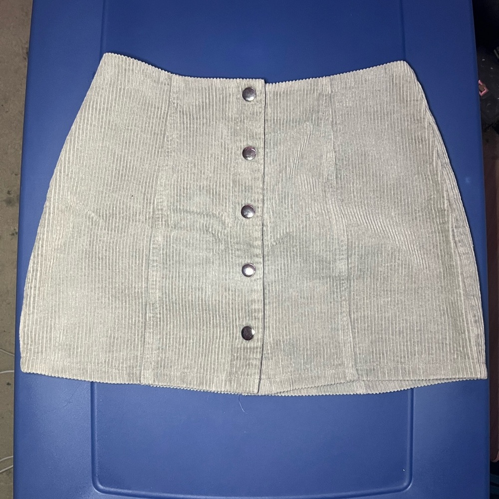 Forever 21 Corduroy Button-Front Skirt in Gray